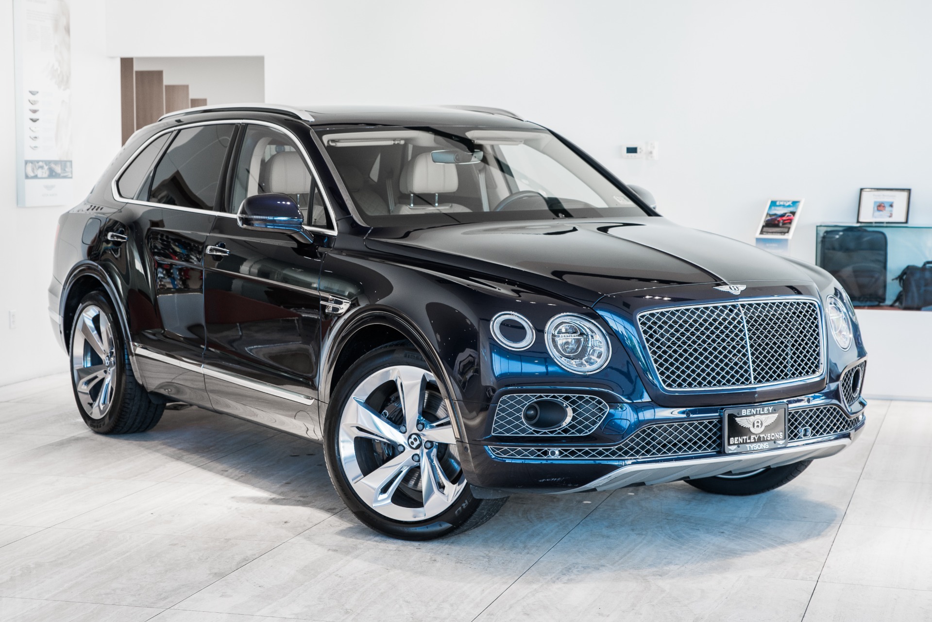 New 2018 Bentley Bentayga | Vienna, VA