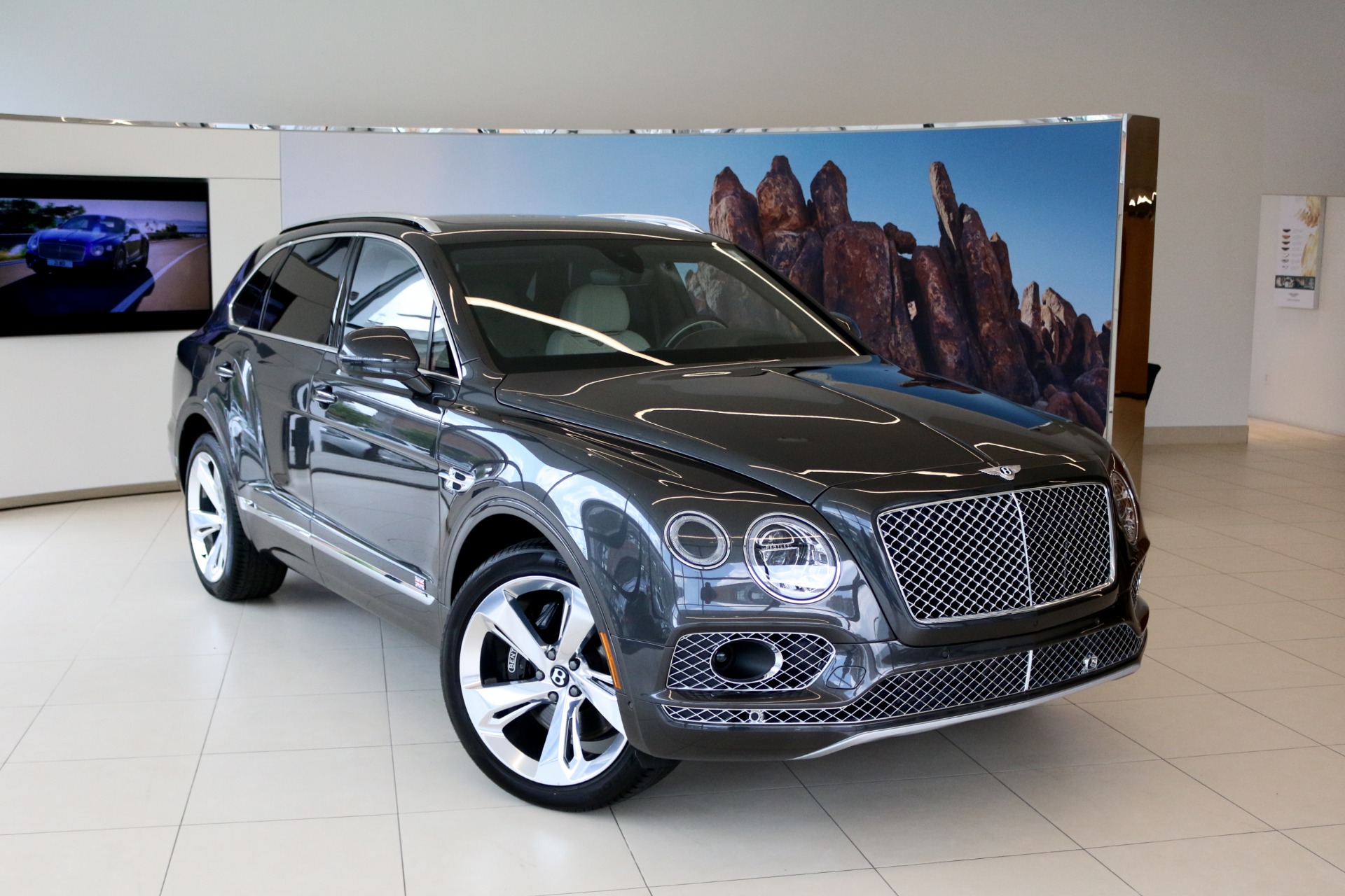 New 2018 Bentley Bentayga | Vienna, VA