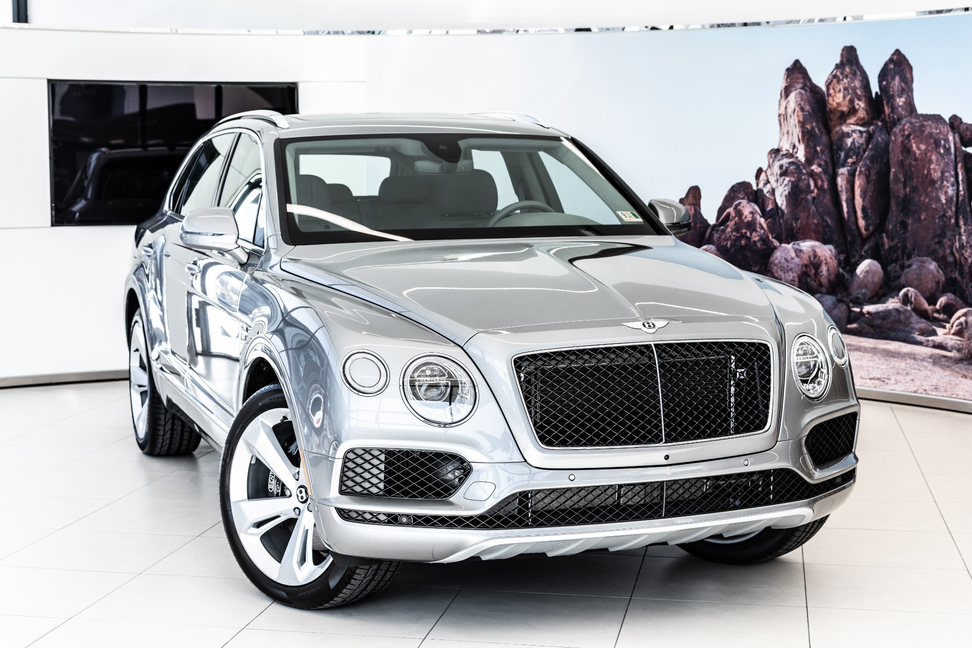 New 2019 BENTLEY BENTAYGA V8 | Vienna, VA