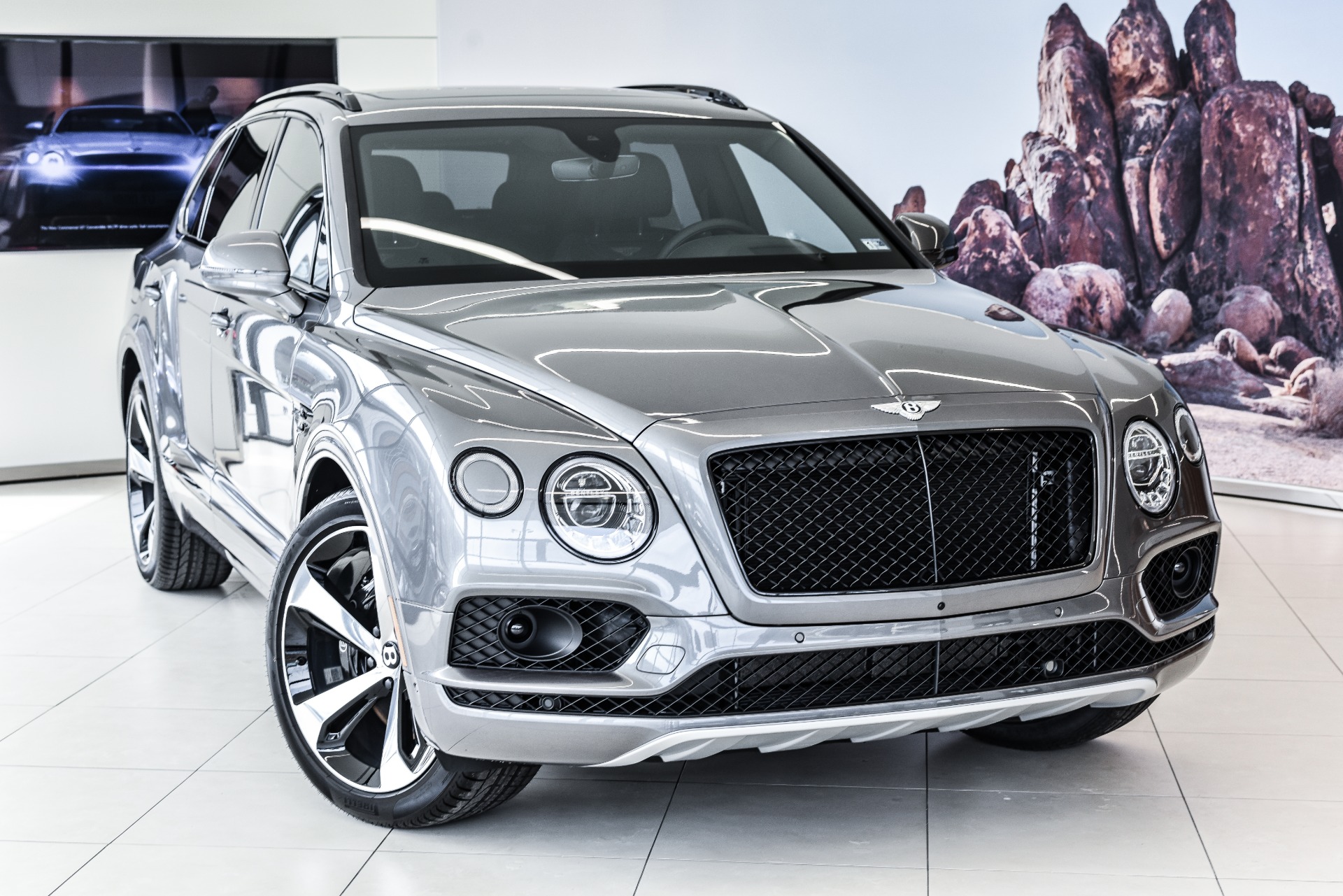 New 2019 Bentley BENTAYGA V8 | Vienna, VA
