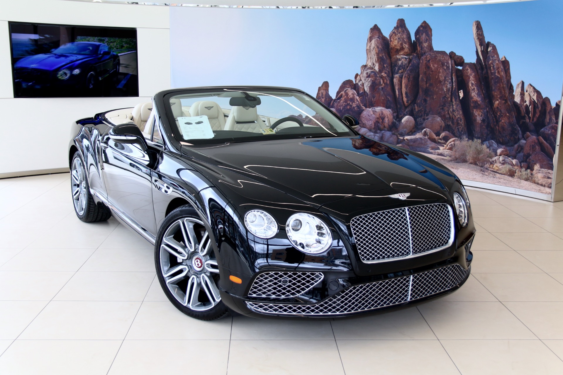 New 2017 Bentley Continental GTC V8 | Vienna, VA