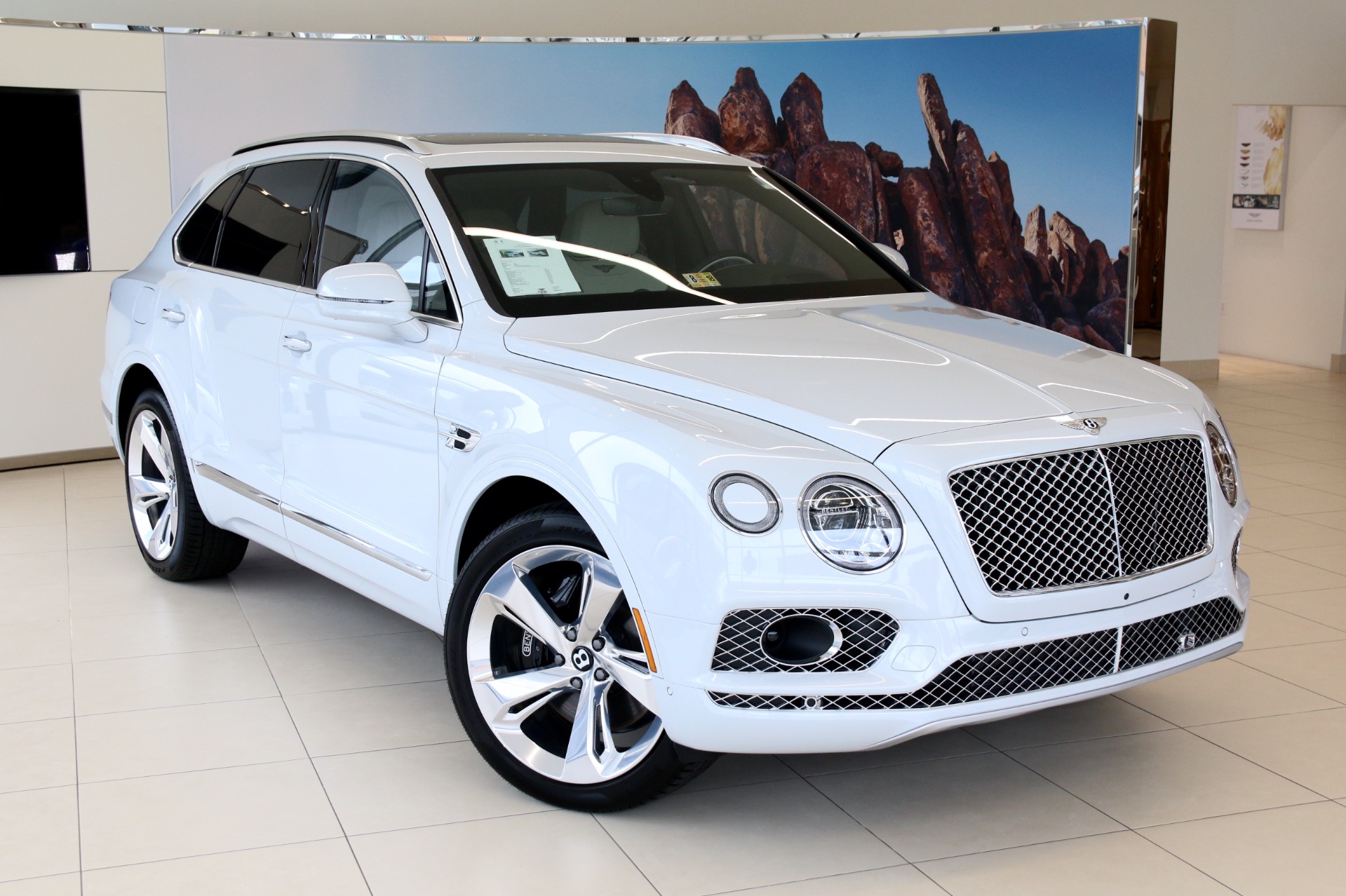 New 2018 Bentley BENTAYGA W12 ONYX | Vienna, VA