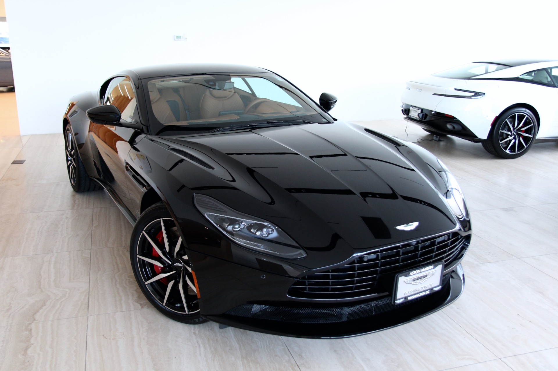 2018 Aston Martin Db11 V8 Stock 8l04040 For Sale Near Vienna Va