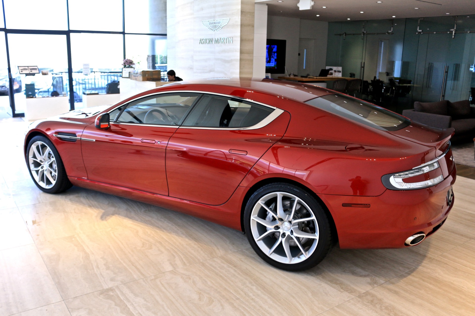 Aston Martin rapide 2014