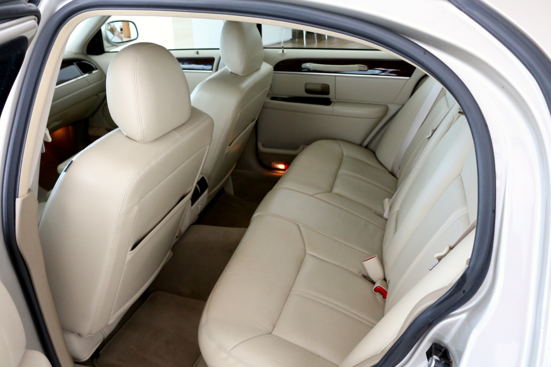2009 Lincoln Town Car Signature Limited Stock P614771 For Sale Near Vienna Va Va Lincoln Dealer