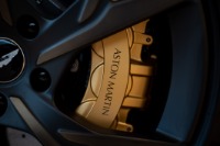 New-2019-ASTON-MARTIN-DBS-Superleggera