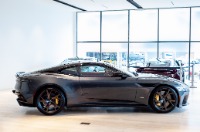 New-2019-ASTON-MARTIN-DBS-Superleggera
