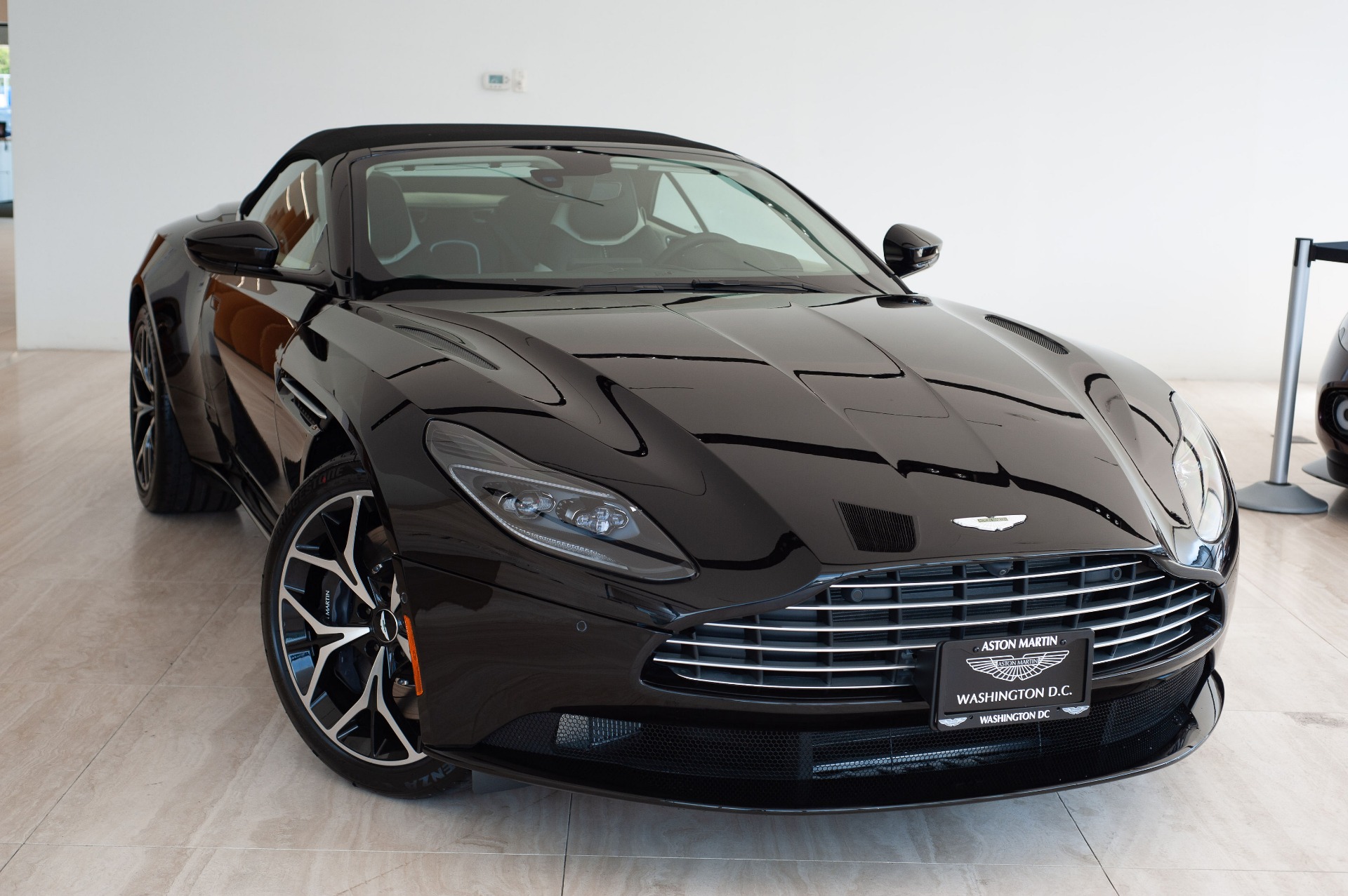 2019 aston martin db11 volante stock # 9nm06654 for sale near vienna