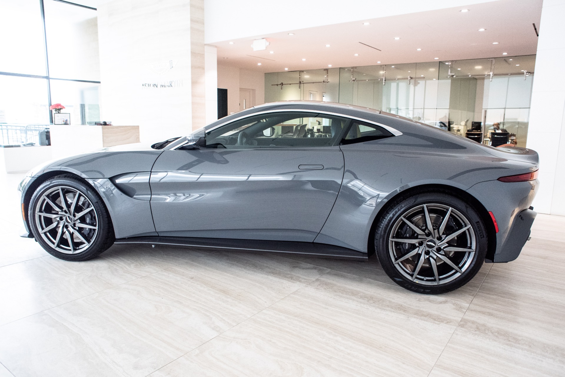 2019 Aston Martin Vantage Stock # 9NN01364 for sale near Vienna, VA | VA Aston Martin Dealer 2019 Aston Martin Vantage Stock # 9NN01364 for sale near Vienna, VA | VA Aston Martin Dealer