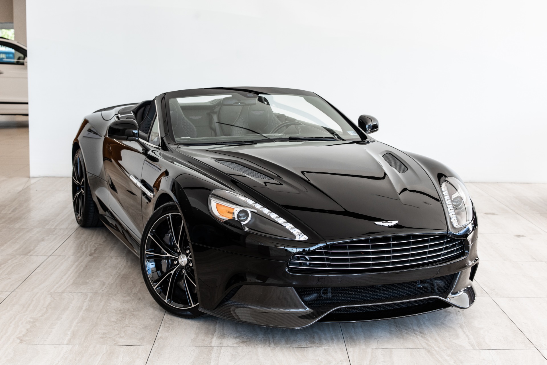 16 Aston Martin Vanquish Carbon Edition Volante Stock Pk For Sale Near Vienna Va Va Aston Martin Dealer