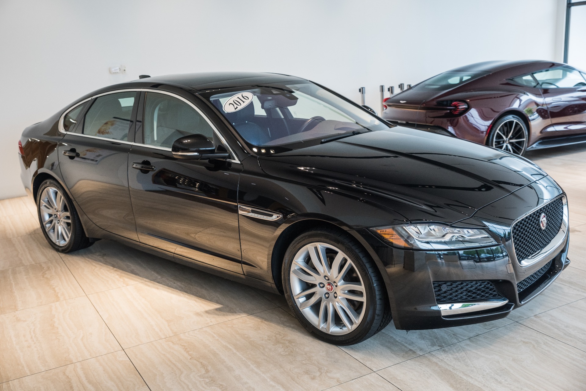 2016 Jaguar XF 35t Prestige Stock PY18972 for sale near Ashburn, VA