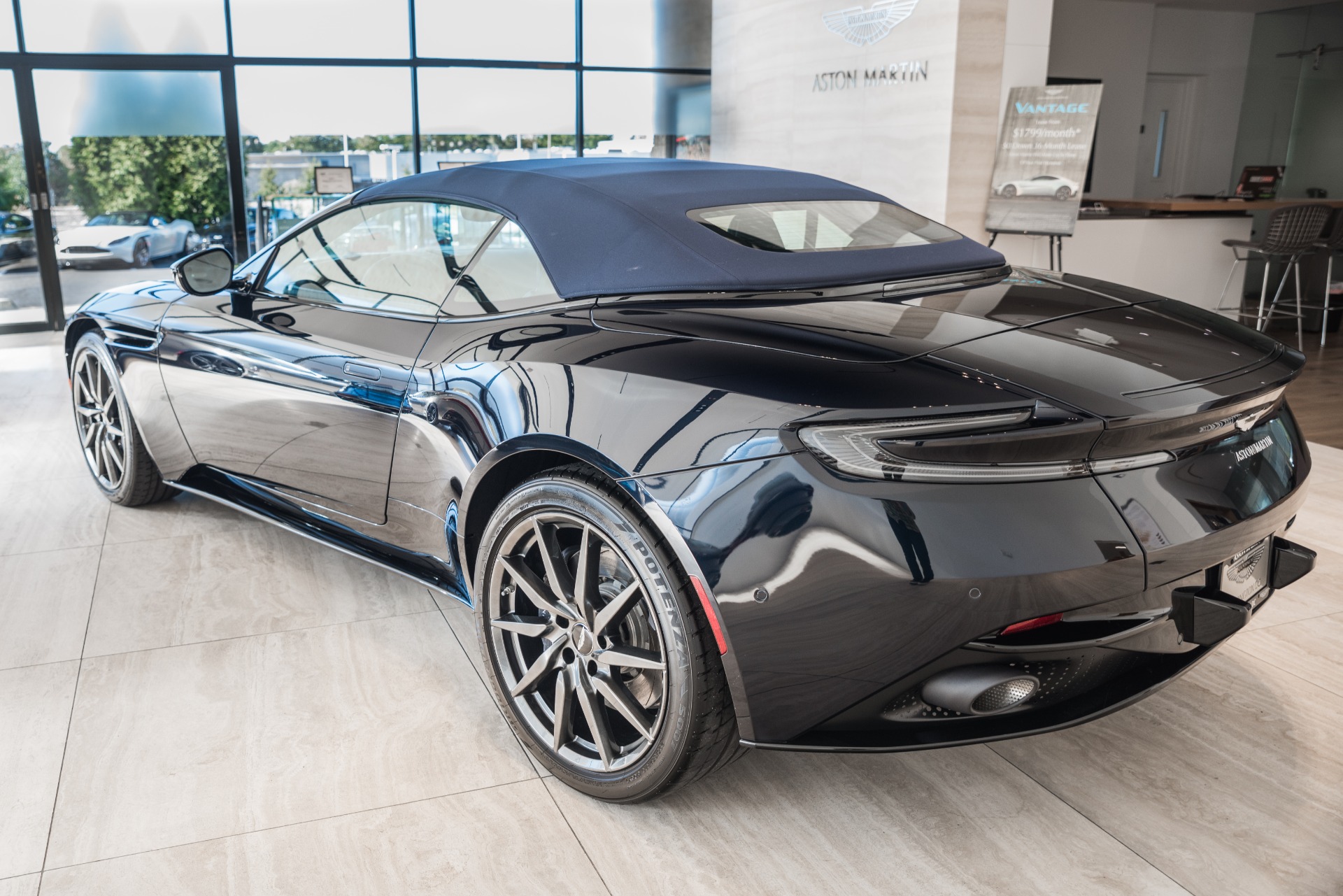 db11 volante