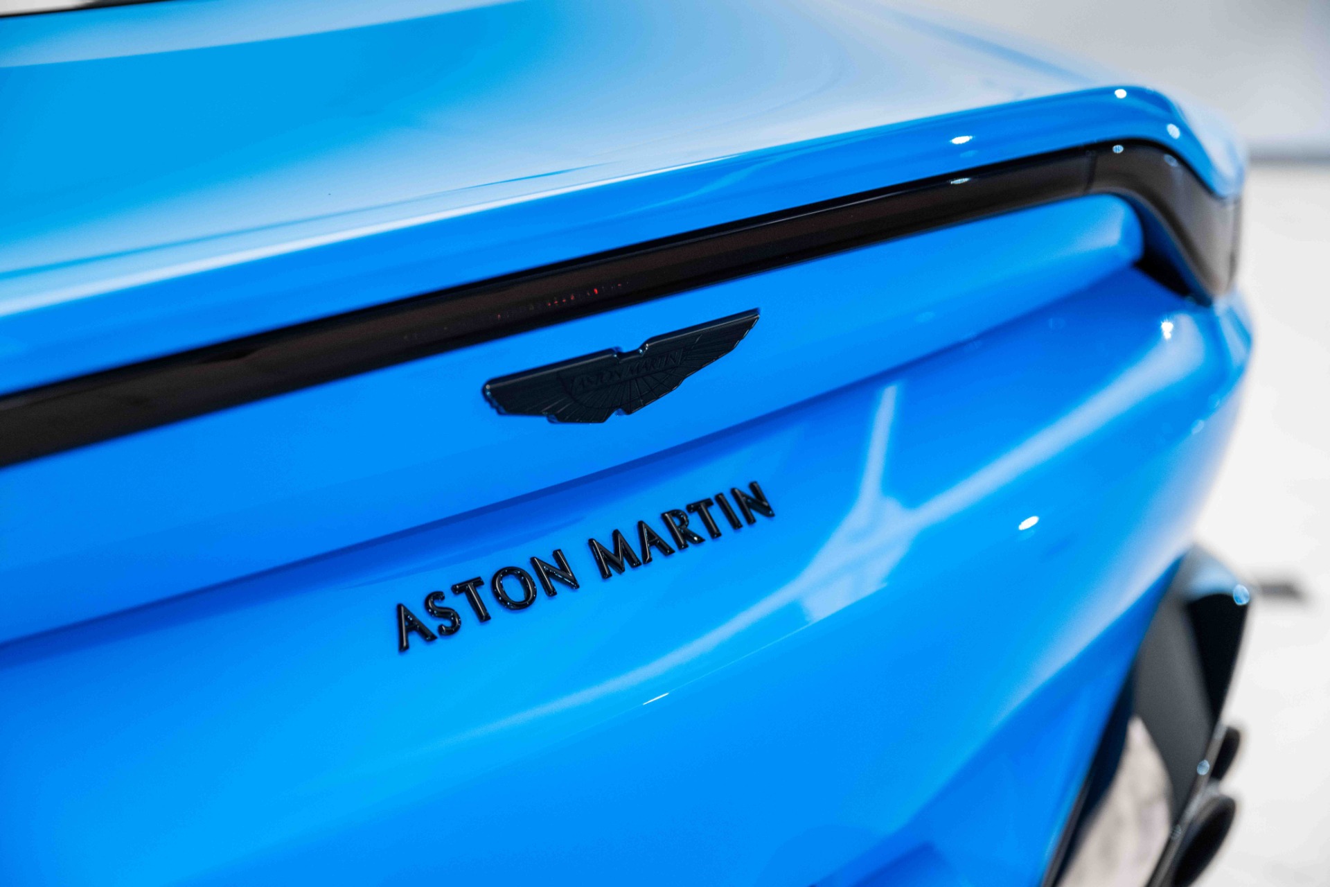2020 Aston Martin Vantage Stock # 20NN03989 for sale near Ashburn, VA