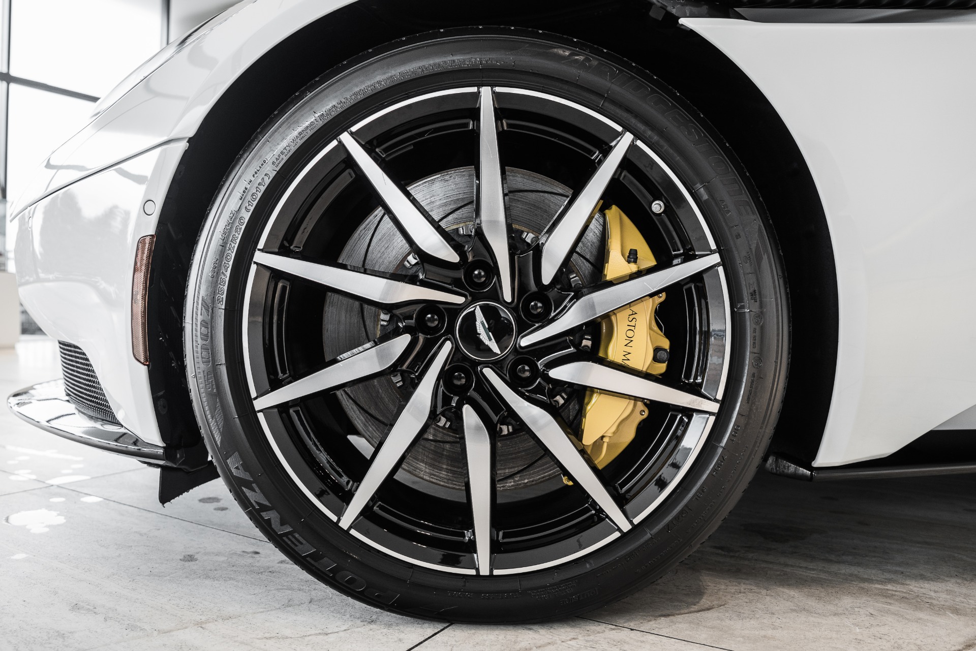 2018 Aston Martin Db11 V12 Stock 20n078365a For Sale