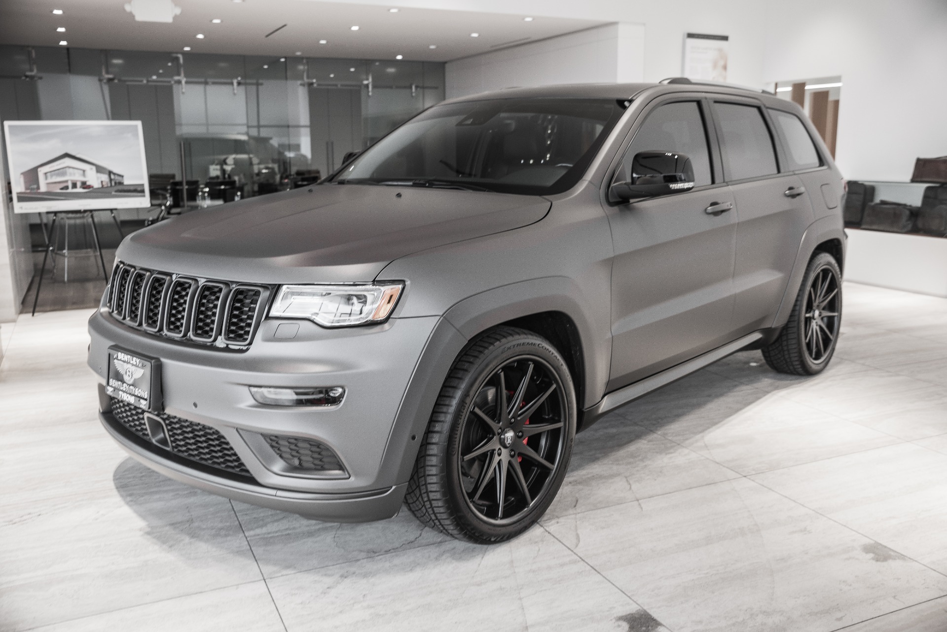 2018 Jeep Grand Cherokee Summit Stock P059782A for sale