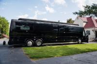 Used-2004-Amadas-Featherlite-MCI-E4500