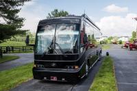 Used-2004-Amadas-Featherlite-MCI-E4500