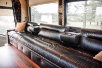 Used-2004-Amadas-Featherlite-MCI-E4500