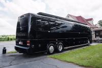 Used-2004-Amadas-Featherlite-MCI-E4500