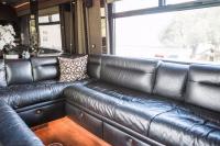Used-2004-Amadas-Featherlite-MCI-E4500