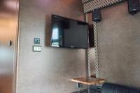 Used-2004-Amadas-Featherlite-MCI-E4500