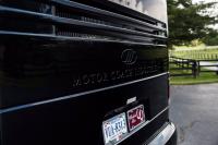 Used-2004-Amadas-Featherlite-MCI-E4500