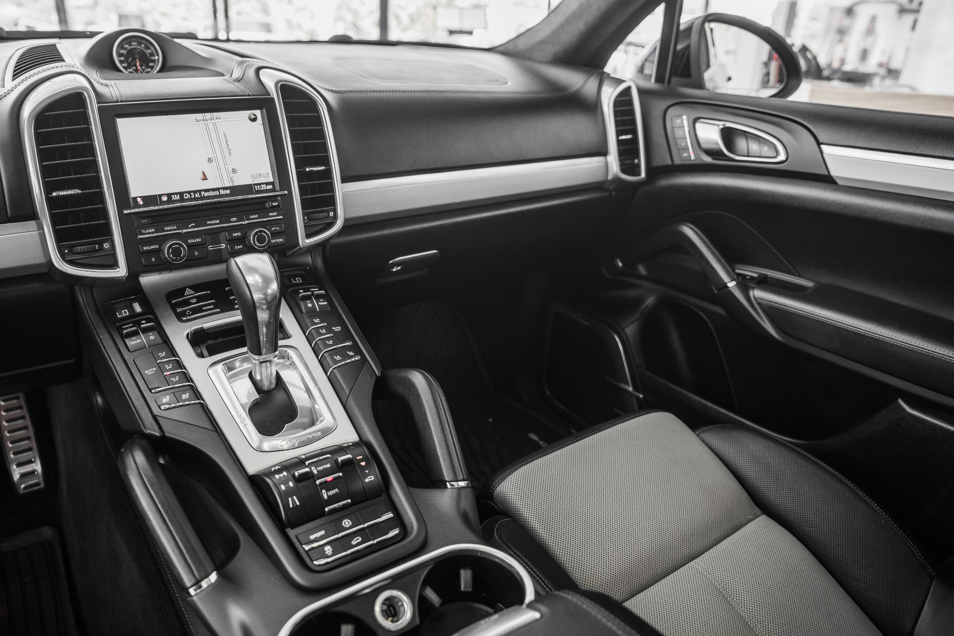 Begging Playground equipment personality Used 2012 Porsche Cayenne Turbo For Sale (Sold) | Aston Martin Washington DC Stock #20N030306B Begging Playground equipment personality Used 2012 Porsche Cayenne Turbo For Sale (Sold) | Aston Martin Washington DC Stock #20N030306B