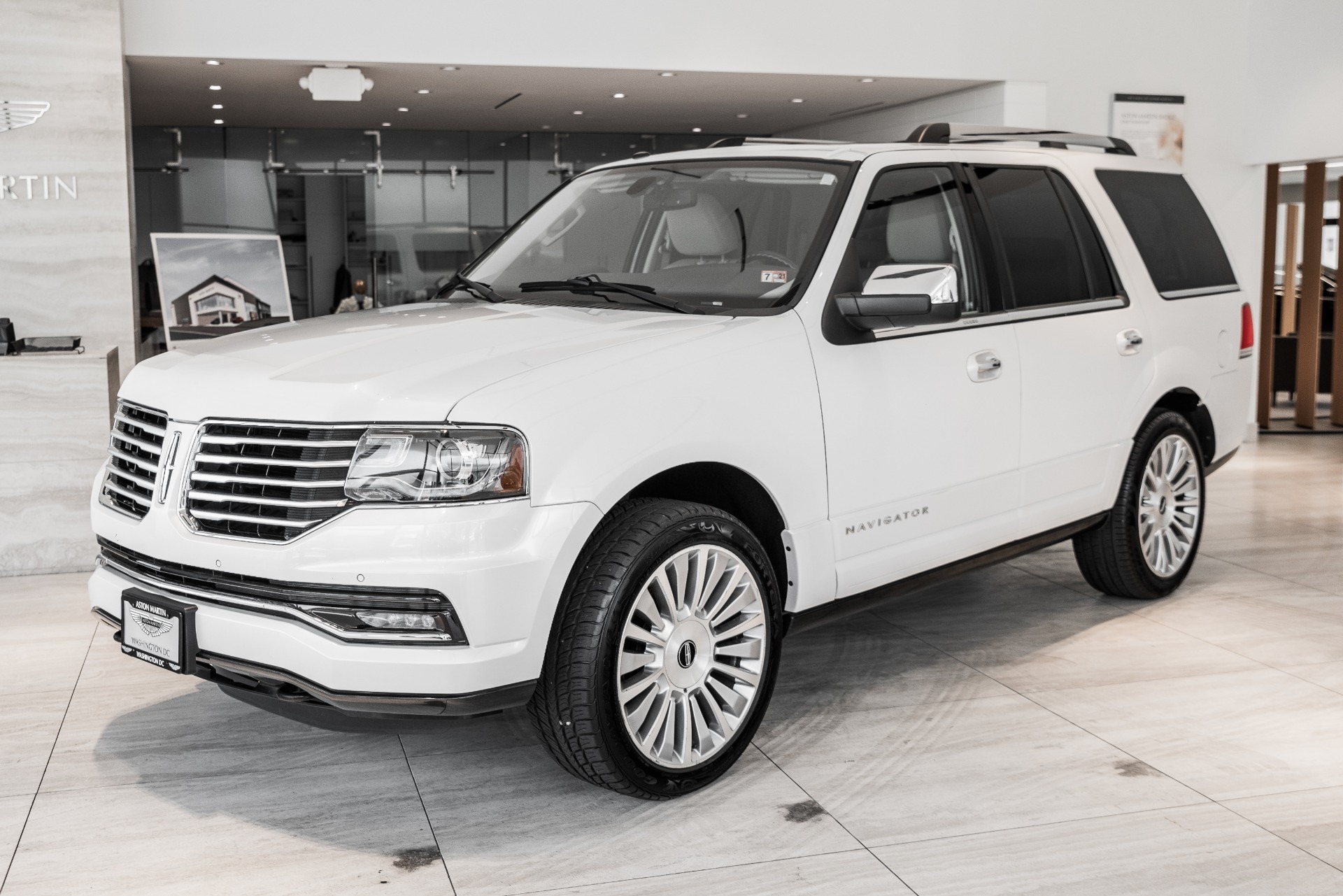 2015 Lincoln Navigator Stock P013728B for sale near Ashburn, VA VA