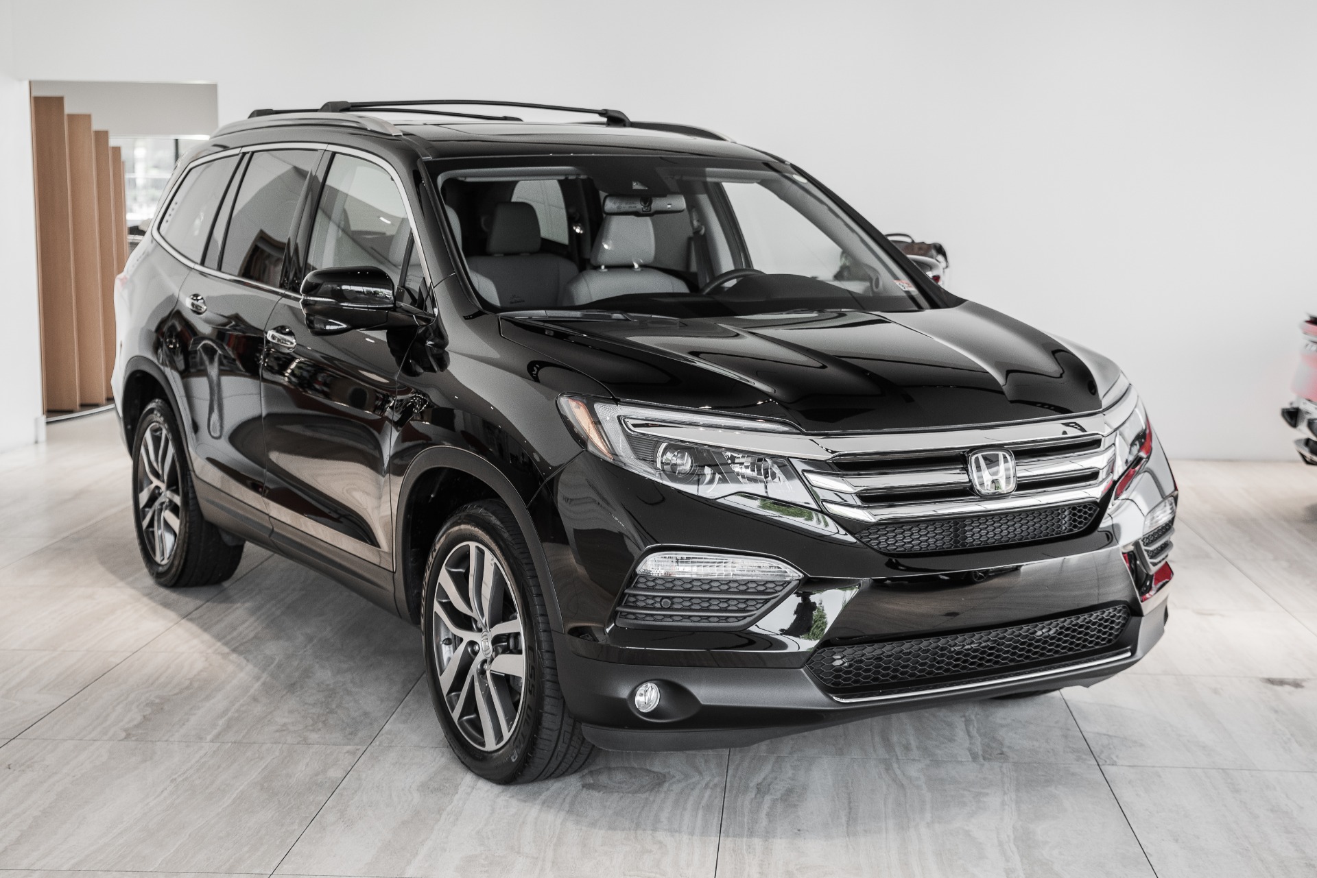 2017 Honda Pilot Touring Stock # P042532 for sale near Vienna, VA | VA Honda Dealer