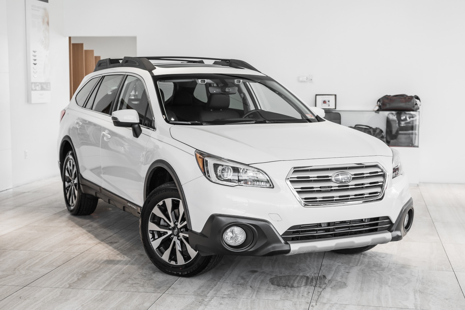 2017 Subaru Outback 2.5i Limited Stock P400606 for sale