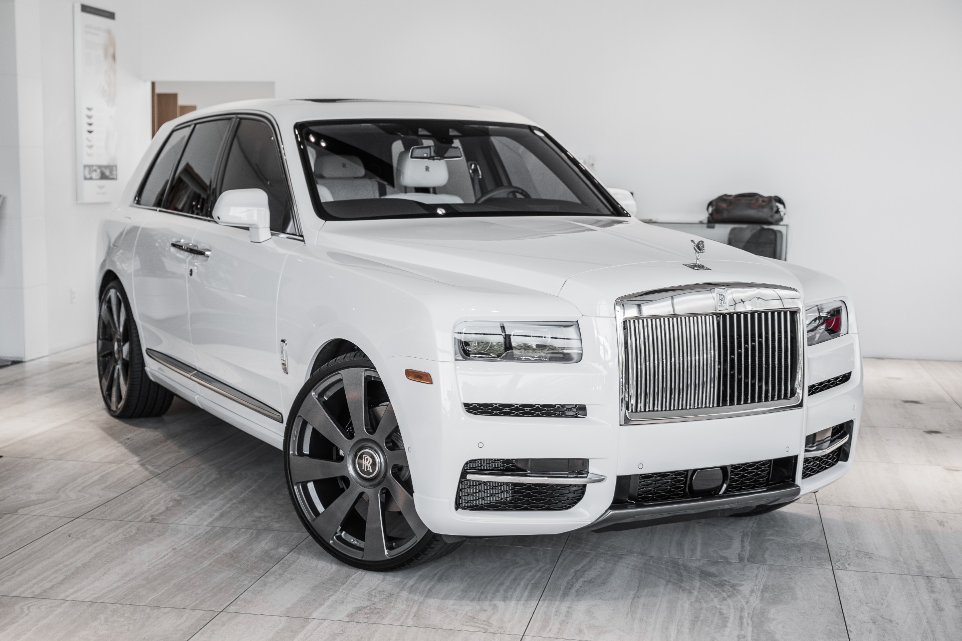 2019 RollsRoyce Cullinan Stock P114016 for sale near Ashburn, VA
