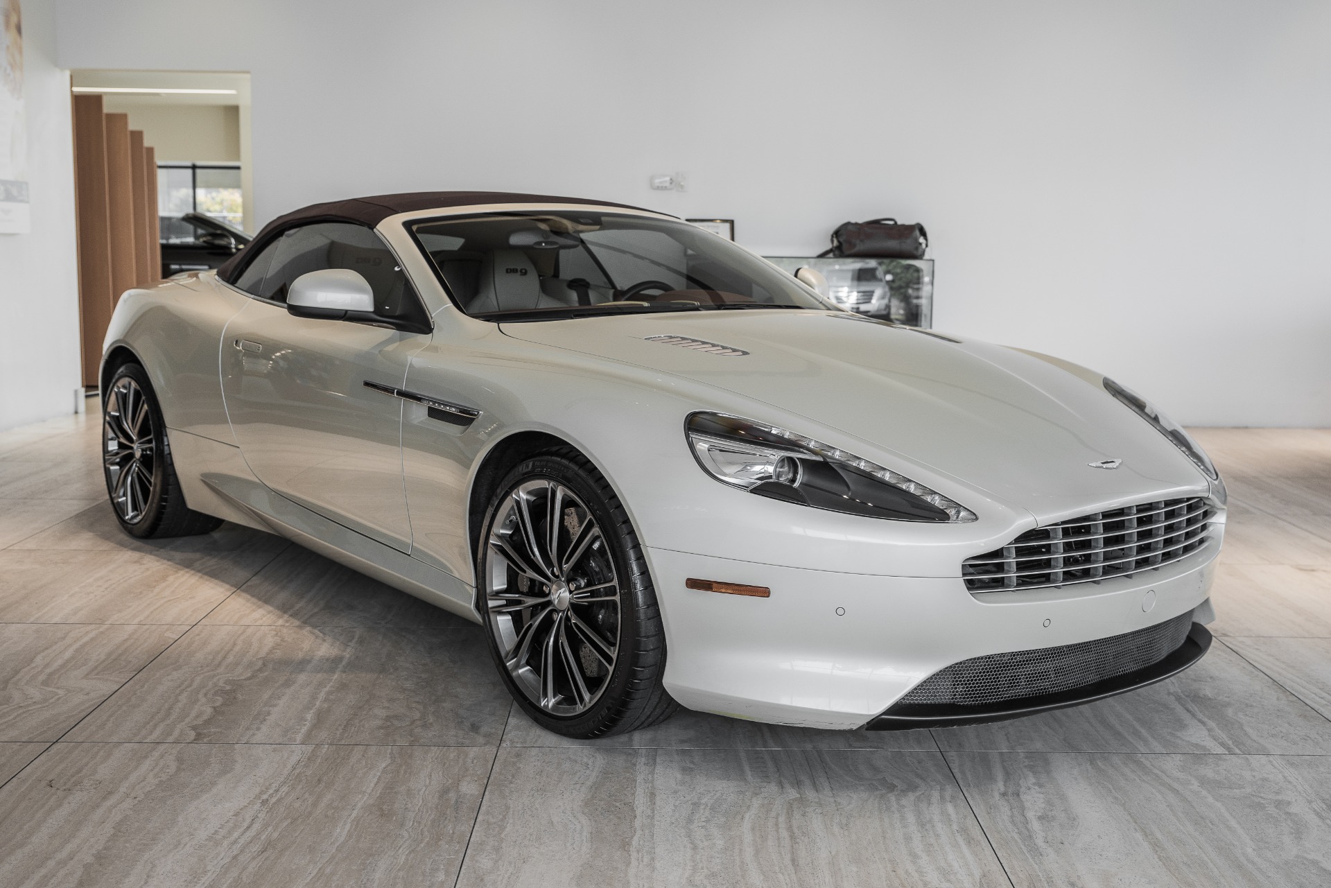 Used 2013 Aston Martin DB9 Volante For Sale (Sold) | Aston Martin 