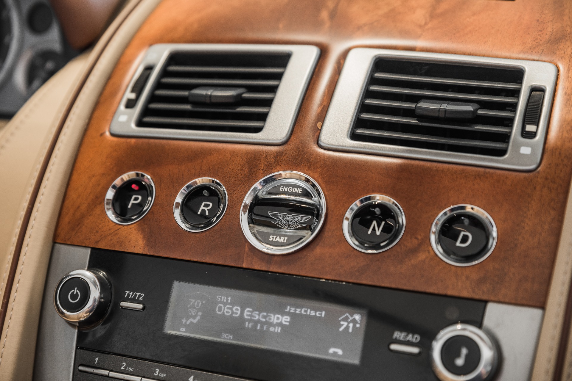 Used 2013 Aston Martin DB9 Volante For Sale (Sold) | Aston Martin 