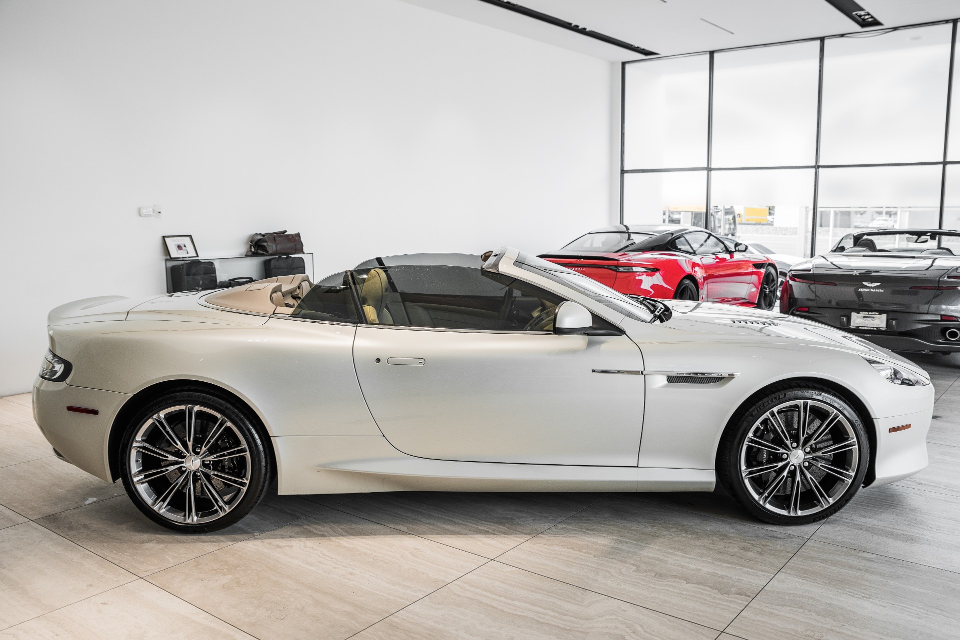 Used 2013 Aston Martin DB9 Volante For Sale (Sold) | Aston Martin 