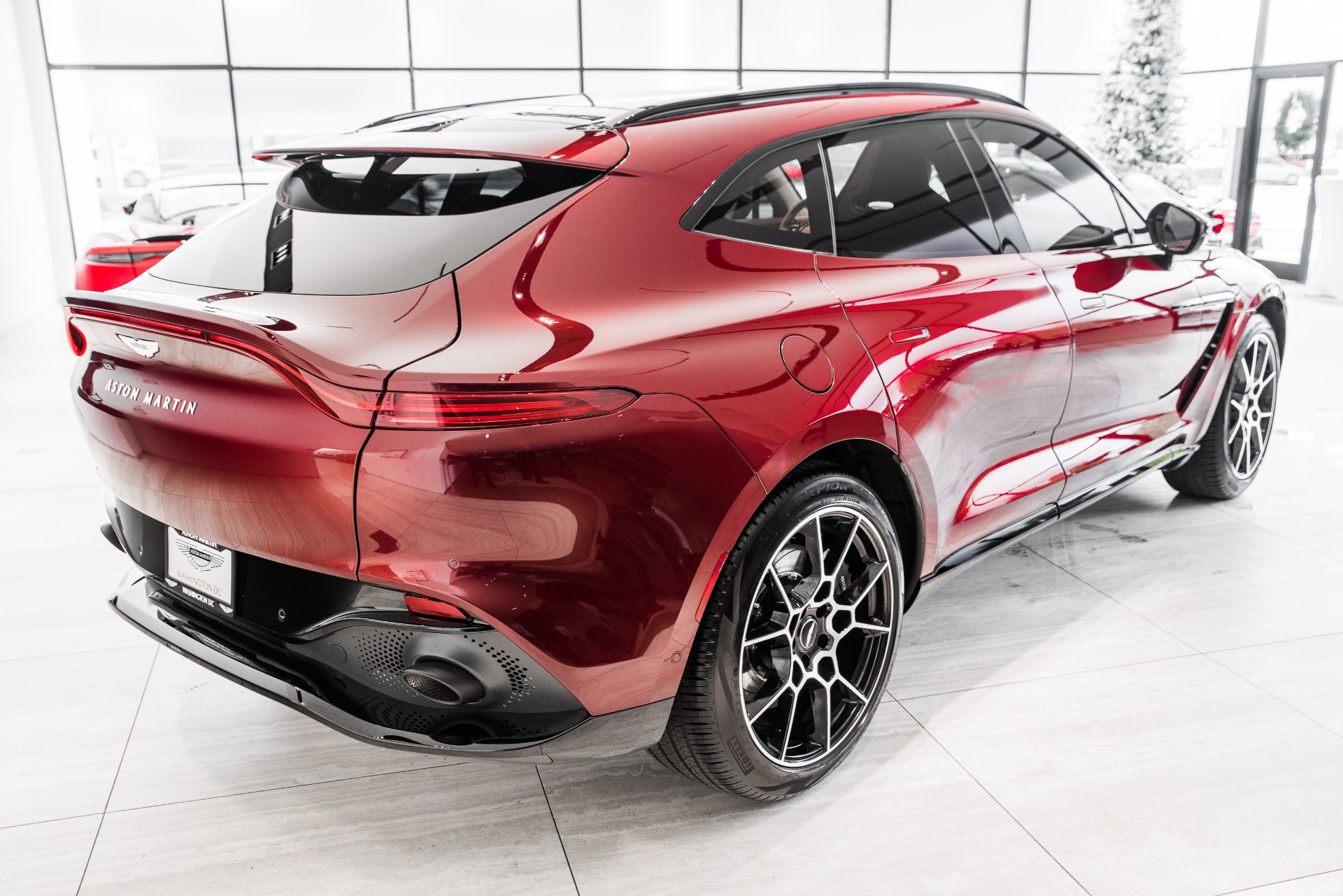 2021 Aston Martin DBX Stock # 21NV01194 for sale near Vienna, VA | VA