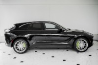 New-2021-Aston-Martin-DBX