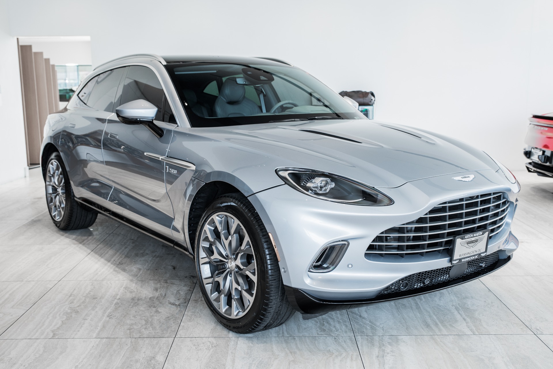 2021 Aston Martin DBX Stock # 21NV01012 for sale near Ashburn, VA | VA