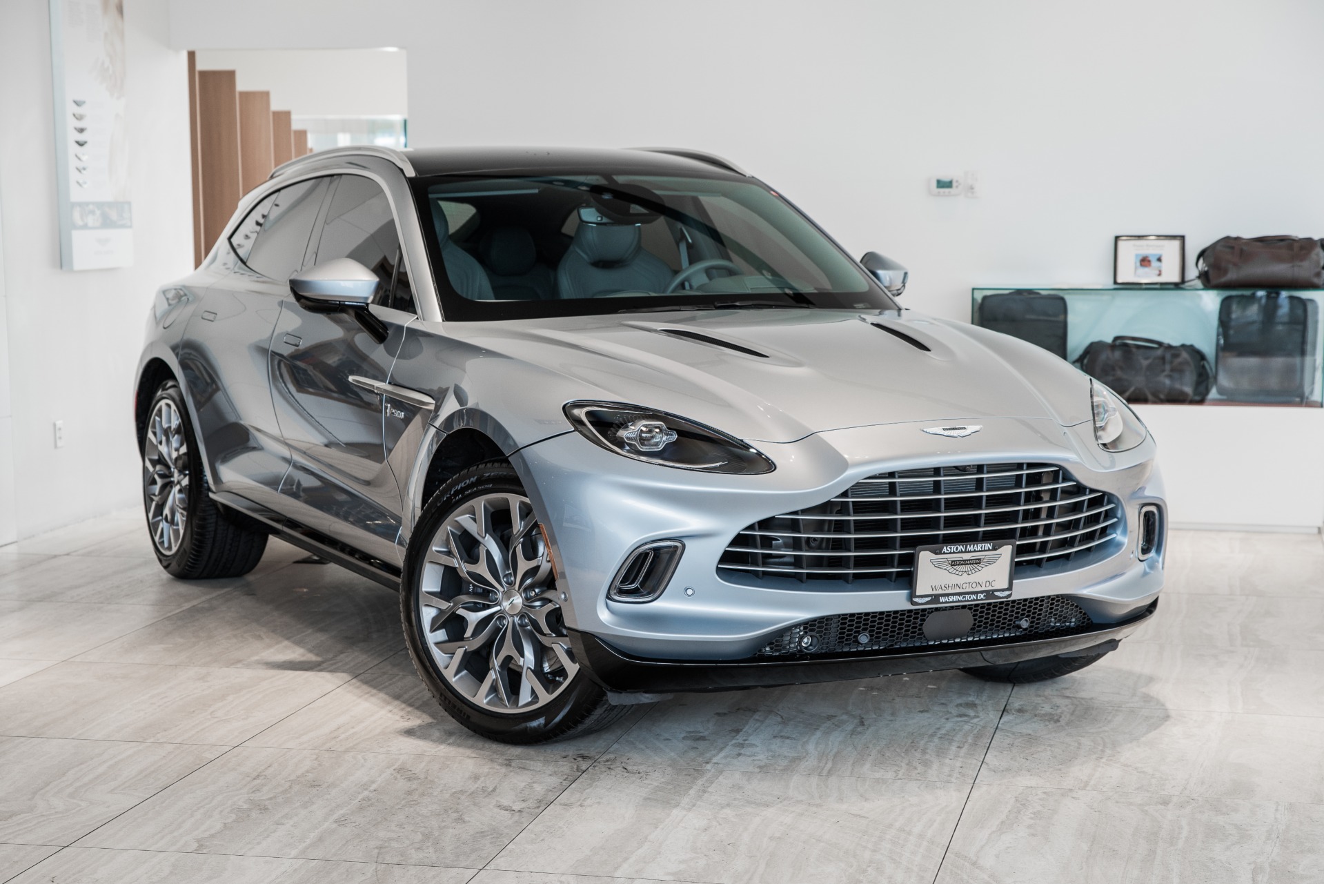Aston Martin DBX セーフティカー 2021 New 2021 Aston Martin DBX For Sale (Special Pricing) | Aston