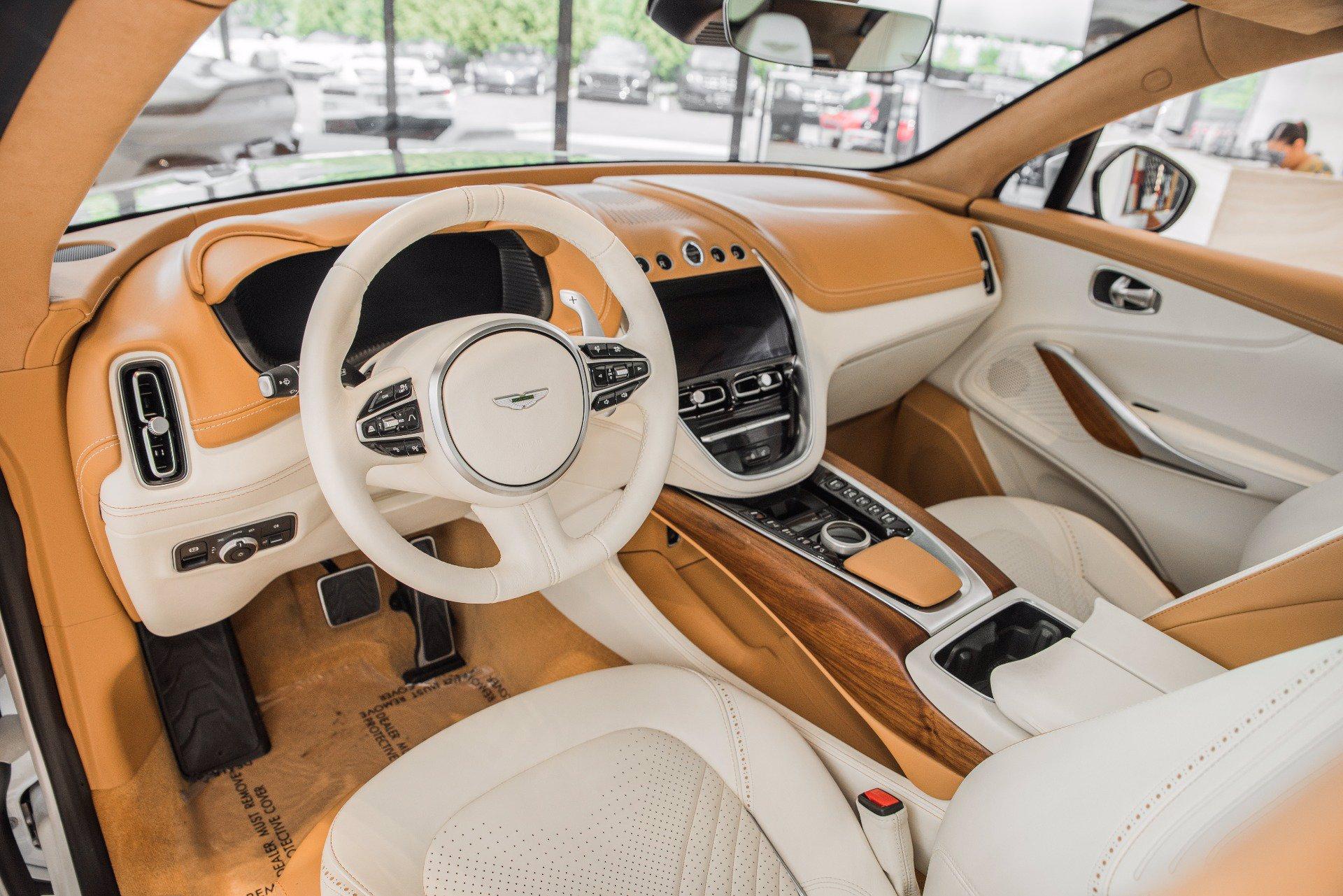 Aston Martin Dbx Interior White