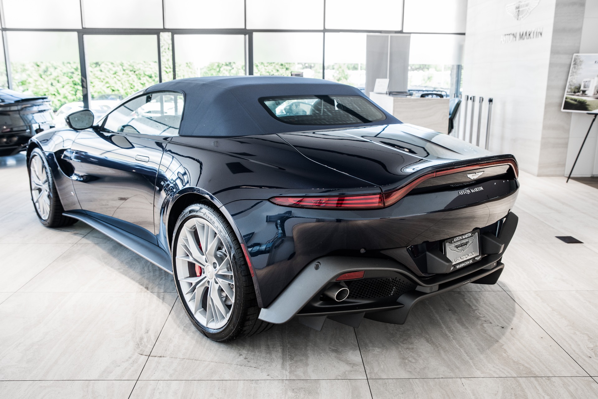 2021 Aston Martin Vantage Stock # 21NP05347 for sale near Ashburn, VA