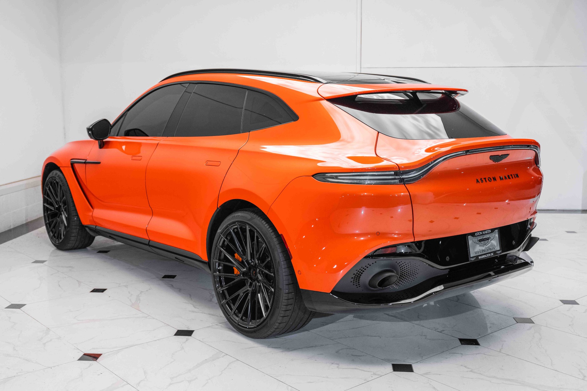 Used 2021 Aston Martin DBX 550 For Sale | Aston Martin Washington