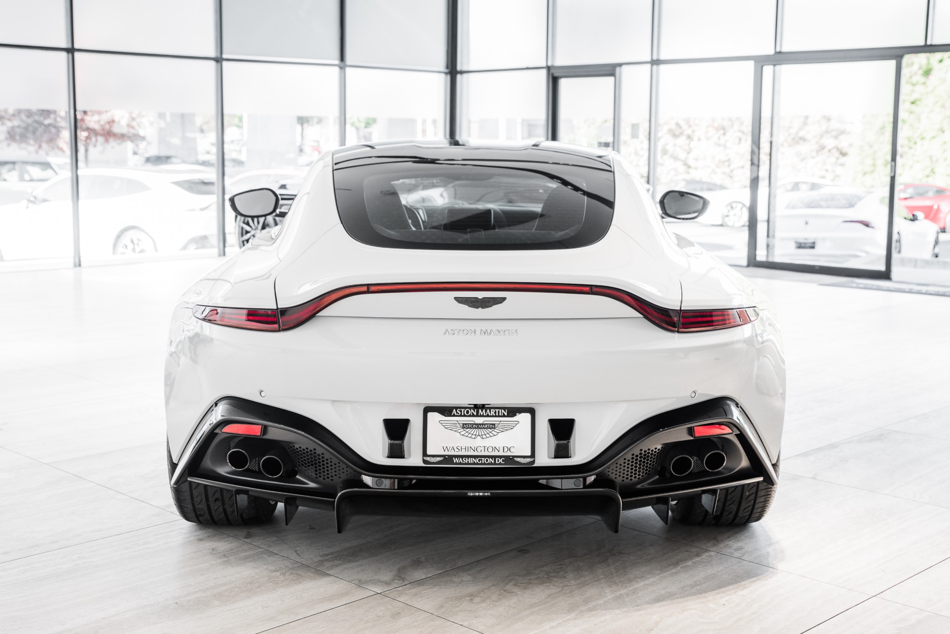 Used-2019-Aston-Martin-Vantage