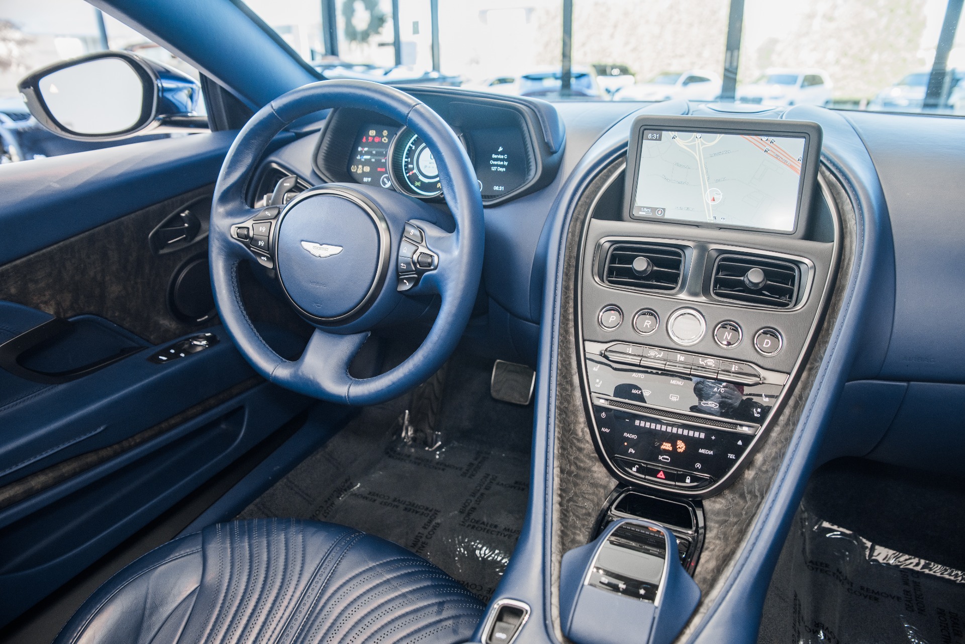 Used-2019-Aston-Martin-DB11-Volante