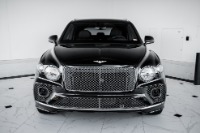 Used-2022-Bentley-BENTAYGA-V8