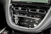 New-2021-Aston-Martin-DBX
