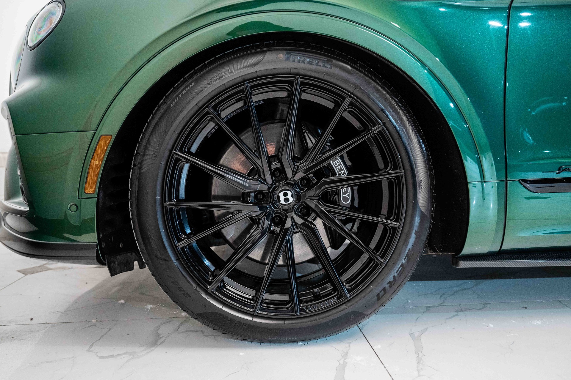 Used-2021-Bentley-Bentayga-Speed
