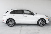 Used-2019-Porsche-Cayenne-Turbo