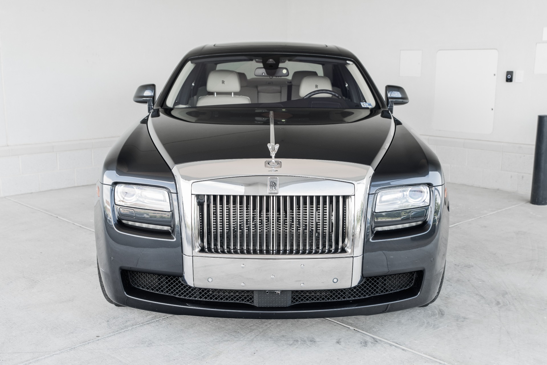 Used-2013-Rolls-Royce-Ghost-Base