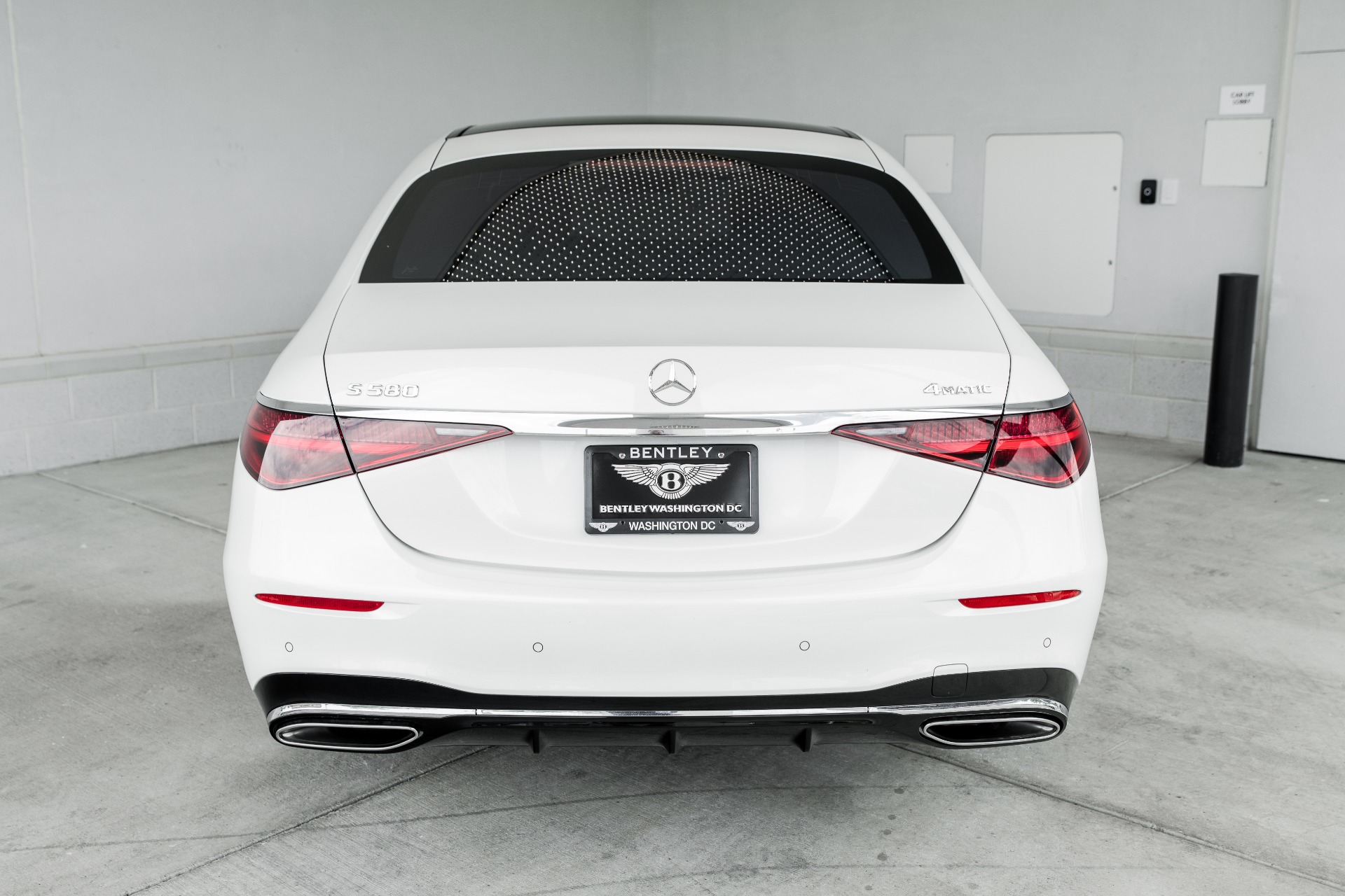 Used-2022-Mercedes-Benz-S-Class-S-580