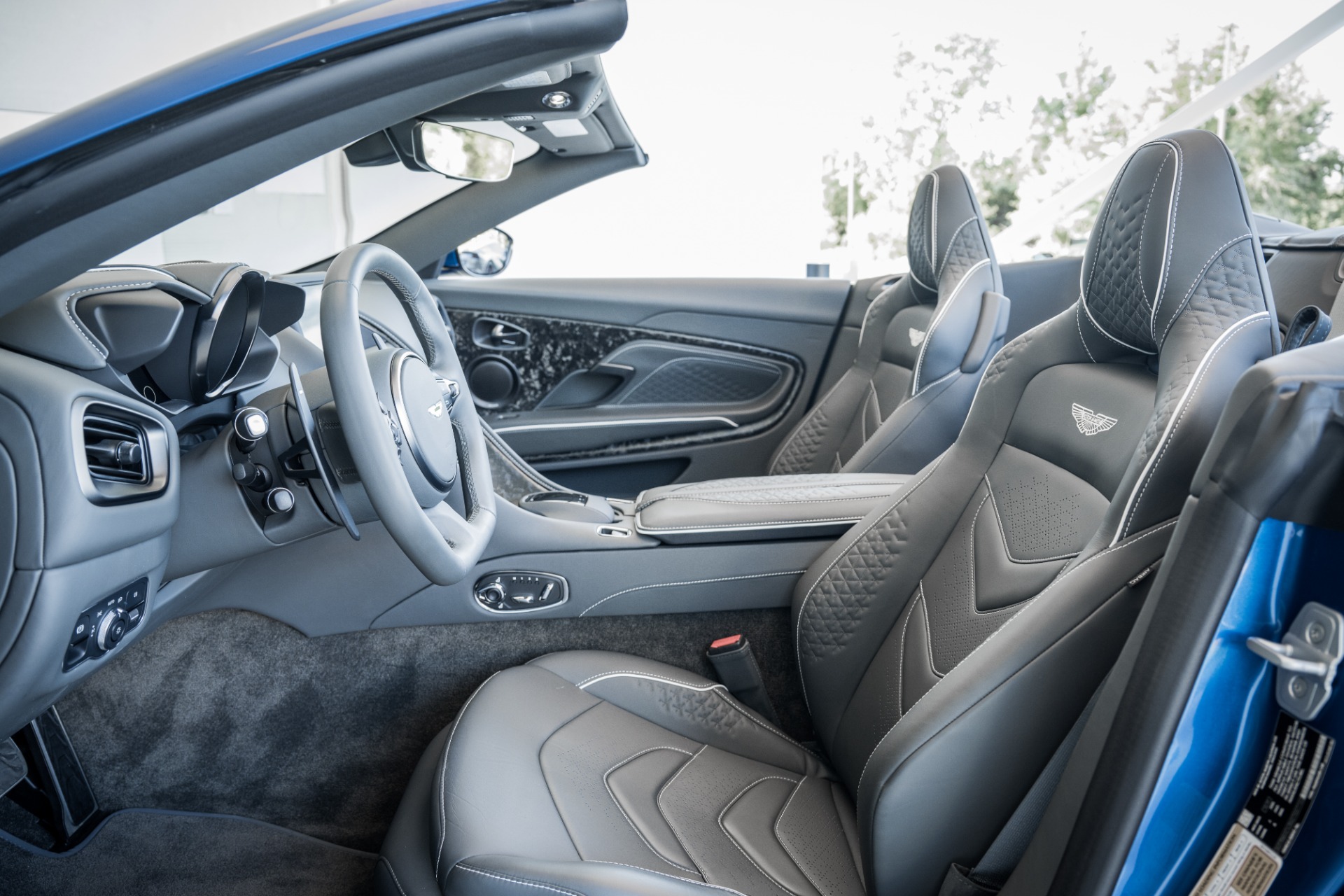2022 Aston Martin Interior